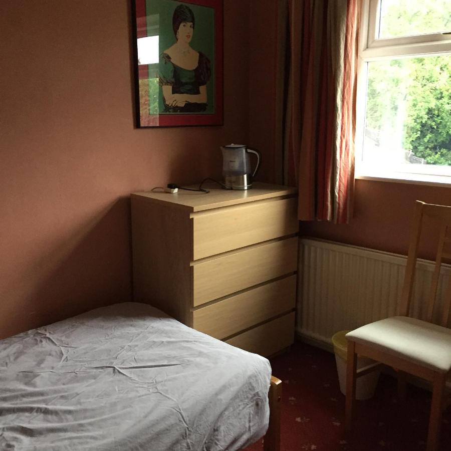 Hotel 5 Ravenhurst Drive 沃尔索尔 外观 照片
